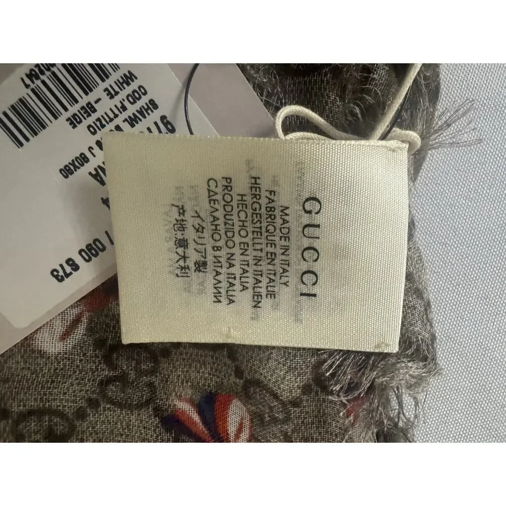 New With Tags Gucci Modal/Silk GG Supreme Bow Detail Girls 32”X32” Scarf $595.00